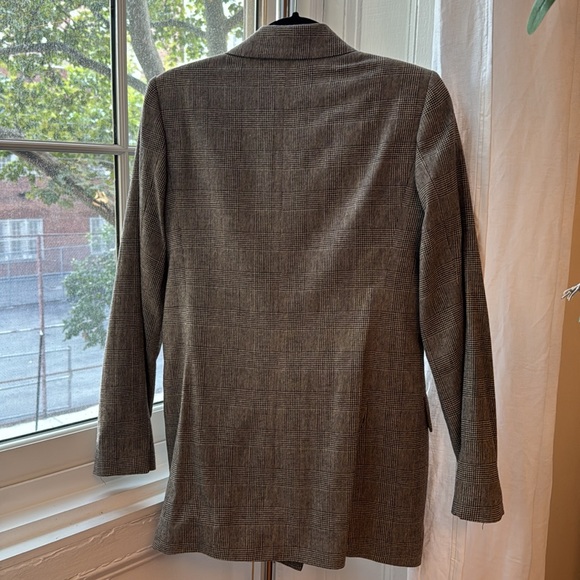 Zara Suit - Picture 3 of 7